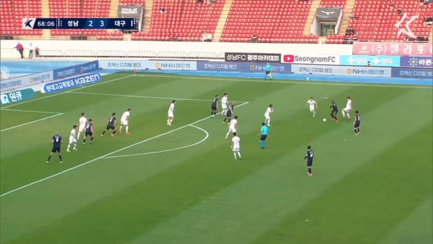 Manuel Palacios's incredible goal for Seongnam